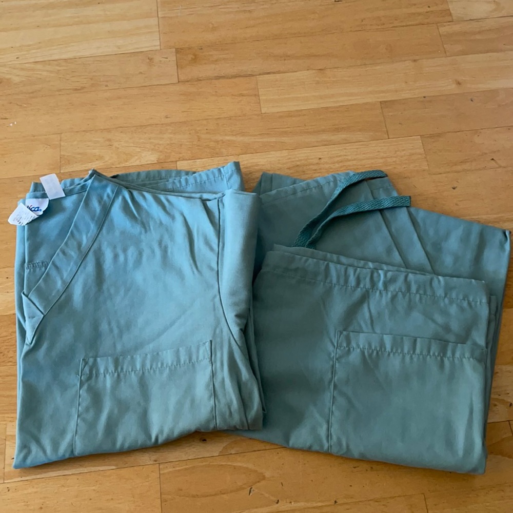 Angelica Scrubs Set